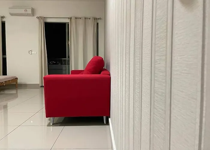 D13A, Cyberjaya, Netflix, Wifi, Free Parking, Balcony, 2013